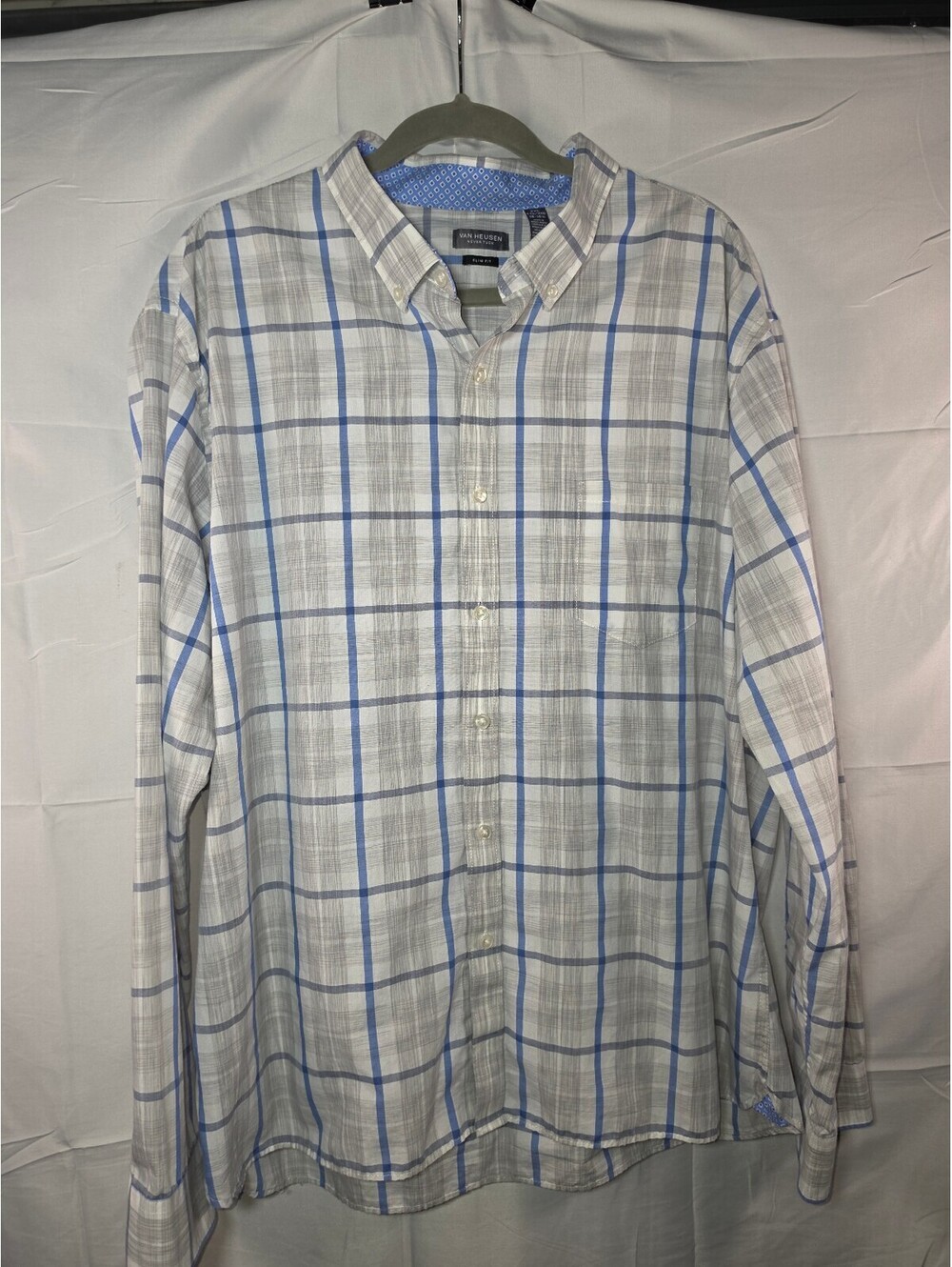 Van Heusen Never Tuck XXL 18-18.5 Slim Fit Blue Gray Plaid Long Sleeve Shirt